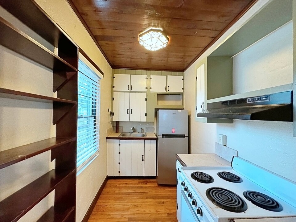 878 Kenmore Ave in Baton Rouge, LA - Building Photo