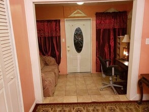 4012 Garden Ave, Unit 3 in West Palm Beach, FL - Building Photo - Building Photo