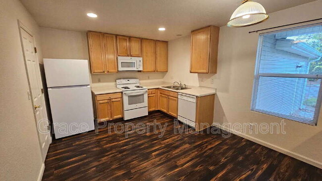 11016 Claude Ct in Northglenn, CO - Building Photo - Building Photo