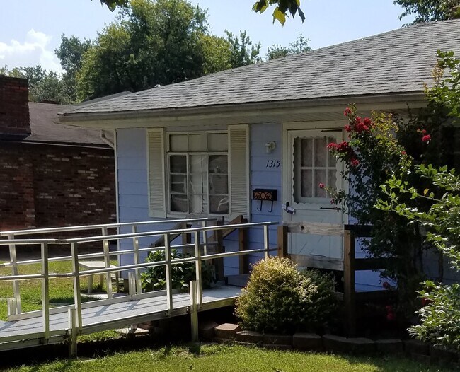 1315 S Parker Dr Rentals in Evansville, IN