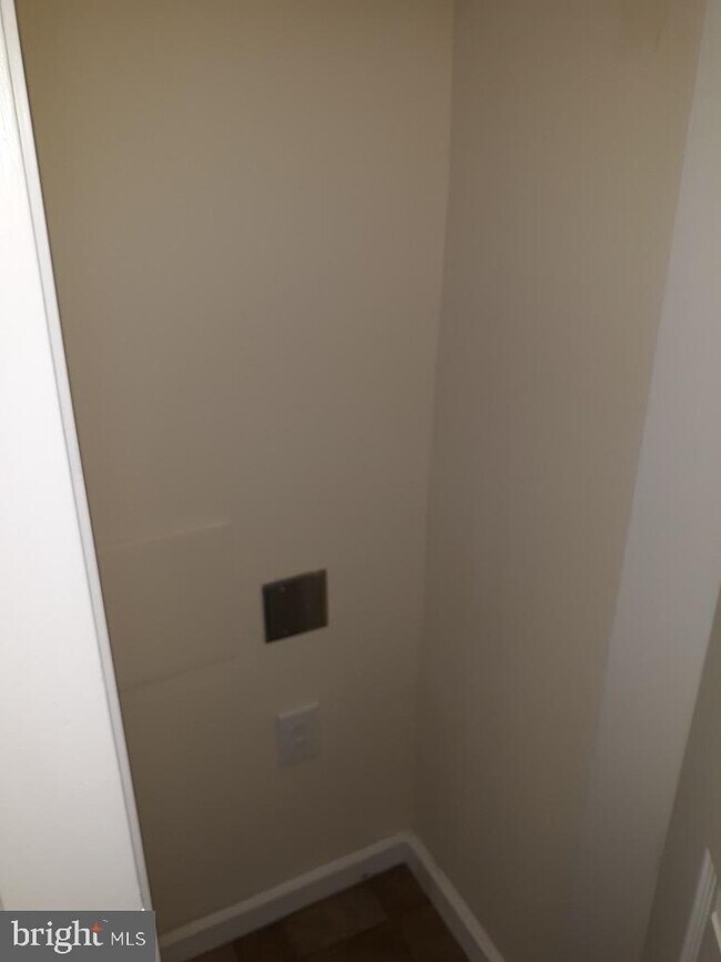 730 Brandywine St SE-Unit -104 in Washington, DC - Building Photo - Building Photo