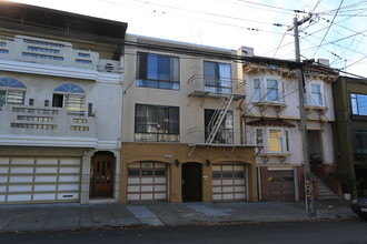 1241 8th Ave in San Francisco, CA - Building Photo - Building Photo