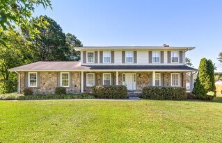 9512 Imperial Dr in Ooltewah, TN - Building Photo