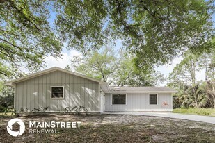 1072 Genesee Ave SE in Palm Bay, FL - Building Photo