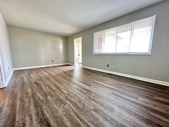 10 Willow Dr in Springboro, OH - Building Photo - Building Photo