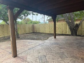 403 E R Ellis Ave in Rockwall, TX - Building Photo - Building Photo
