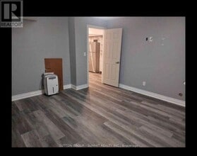 4932 Aurora Rd in Whitchurch-Stouffville, ON - Building Photo - Building Photo