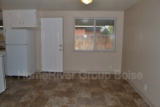 2302 W Boise Ave in Boise, ID - Building Photo - Building Photo