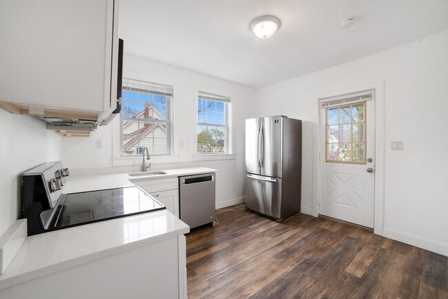 276 Fayette St in Quincy, MA - Building Photo - Building Photo