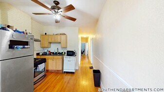 86 Hammond St in Boston, MA - Building Photo