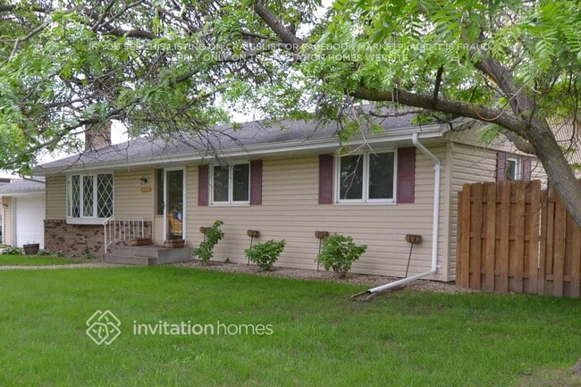 property at 1411 Bidwell St