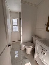 137 Post Rd in Westerly, RI - Building Photo - Building Photo