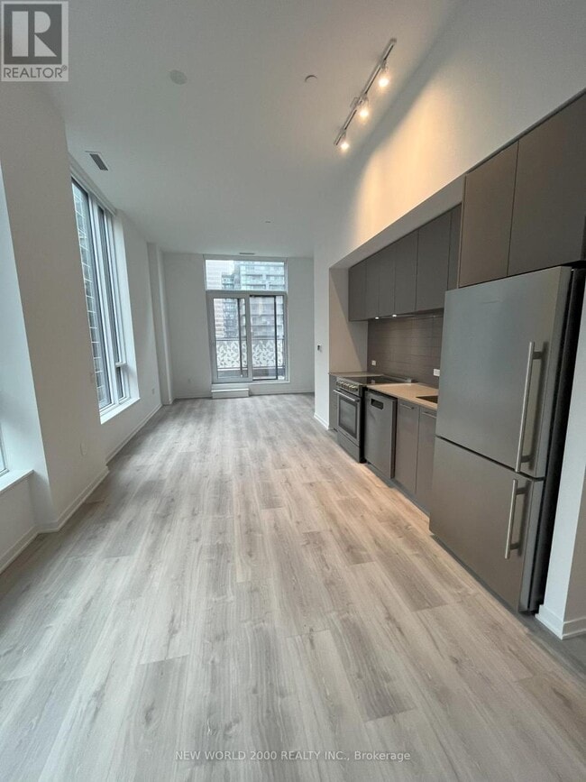 property at 101-101 Roehampton Ave