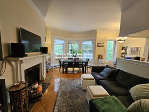 477 Beacon St, Unit 3 in Boston, MA - Building Photo - Building Photo