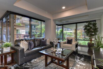 7151 E Rancho Vista Dr in Scottsdale, AZ - Building Photo - Building Photo
