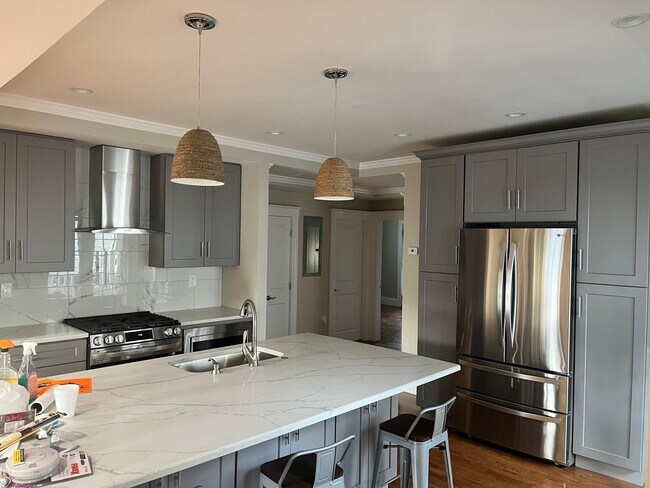 68 Manet Rd, Unit 1 in Chestnut Hill, MA - Building Photo - Building Photo