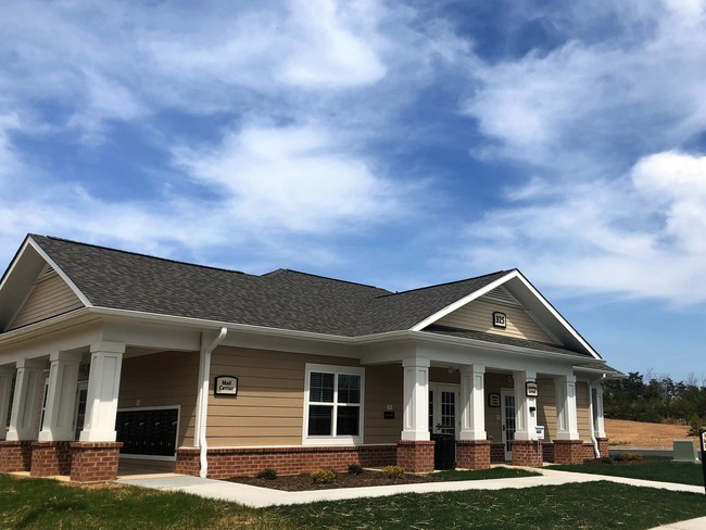 Ashton Way Apartments in Eden, NC - Building Photo - Building Photo