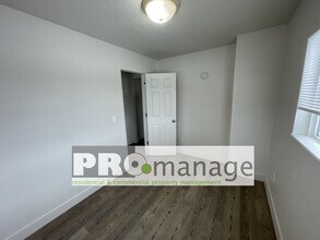 128 Whittier St in Idaho Falls, ID - Building Photo - Building Photo