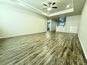 817 Saddlebrook St in Gentry, AR - Foto de edificio - Building Photo