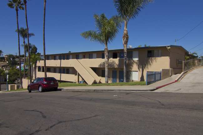 Palm Terrace Apartments in San Diego, CA - Building Photo - Building Photo