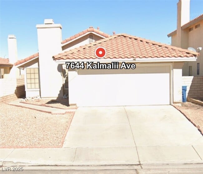 7644 Kalmalii Ave