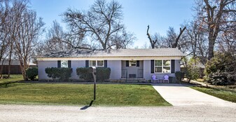 510 W Oak St in Celina, TX - Building Photo