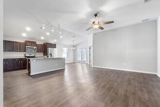 2432 Frontera St in Navarre, FL - Building Photo - Building Photo