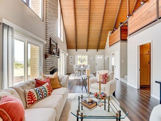 property at 2080 Eula Ln