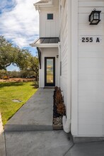 255 Lourdes Ct in Dripping Springs, TX - Building Photo - Building Photo