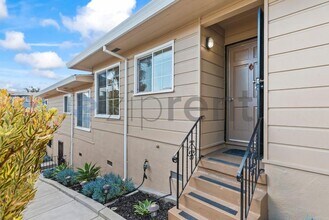 2033 High St in Oakland, CA - Building Photo - Building Photo