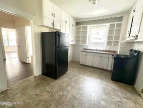 1810 Wilmington St in New Bern, NC - Building Photo - Building Photo