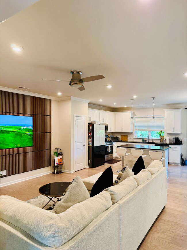property at 529 Madison Falls Ct