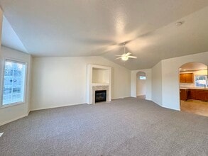 3320 NW 118th St in Vancouver, WA - Building Photo - Building Photo