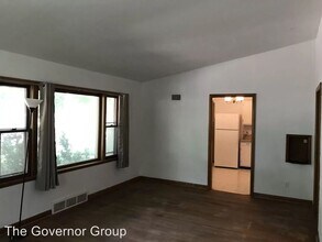 513 2nd Ave in Iowa City, IA - Building Photo - Building Photo