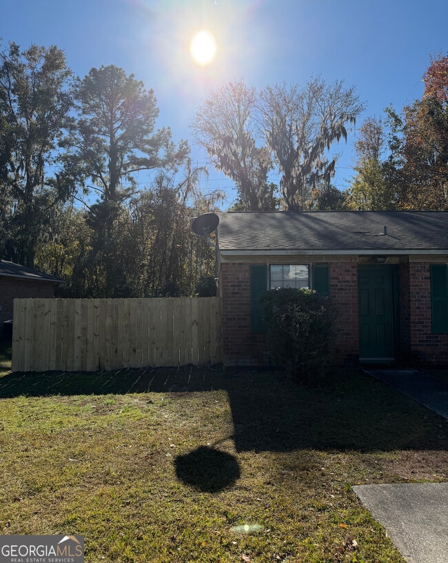 406 Admiral's Walk Dr in St. Marys, GA - Building Photo - Building Photo