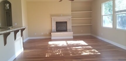 3626 Azure Dr in Bakersfield, CA - Building Photo - Building Photo