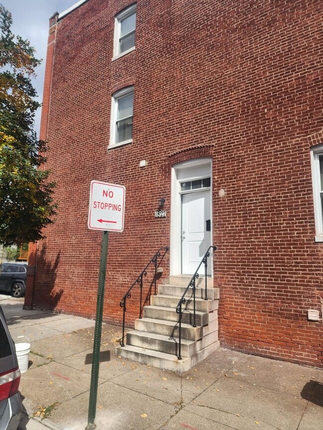 1827 McCulloh St in Baltimore, MD - Building Photo - Building Photo