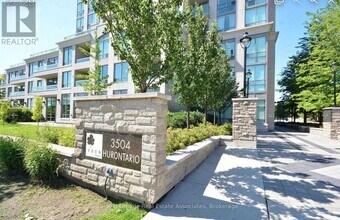 3504 Hurontario St in Mississauga, ON - Building Photo - Building Photo