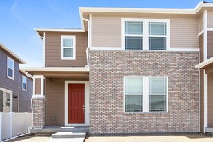 5130 Bittercress Rd in Brighton, CO - Building Photo