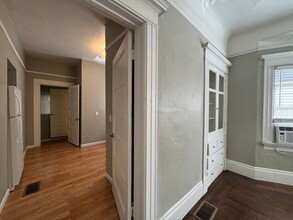 711 18th St in Sacramento, CA - Building Photo - Building Photo