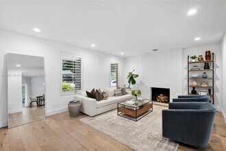 1525 Mantua Ave in Coral Gables, FL - Building Photo - Building Photo