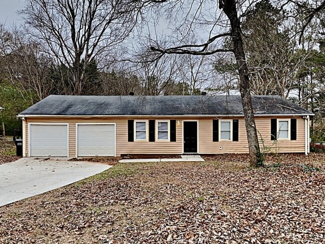 property at 3599 Mansfield Ln