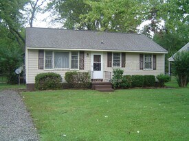 5012 Orcutt Ln in Richmond, VA - Building Photo