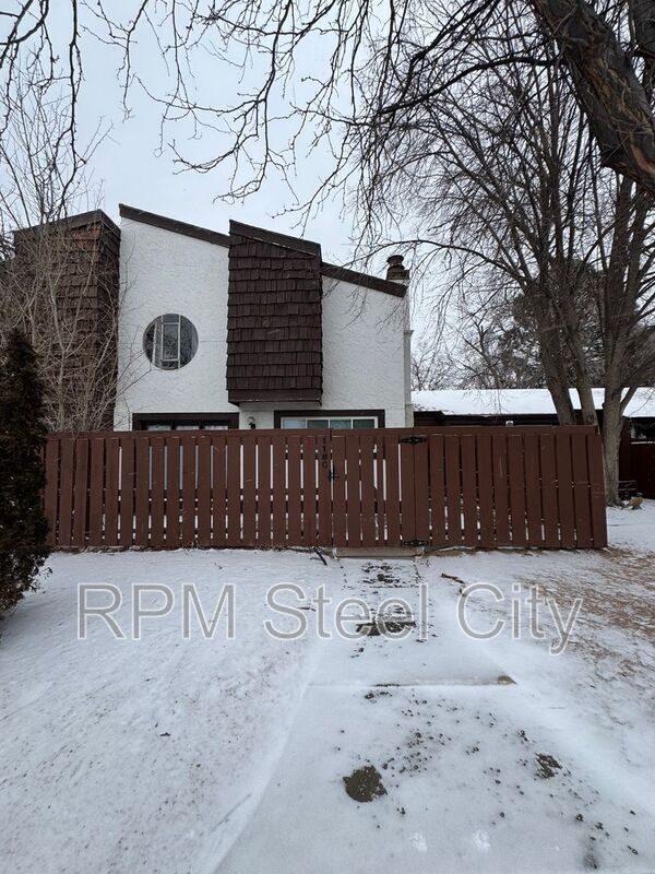 118 Scotland Rd in Pueblo, CO - Building Photo - Building Photo