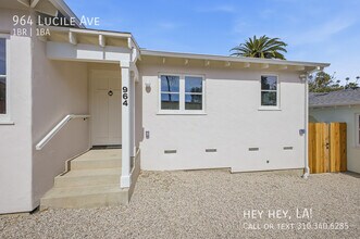 964 Lucile Ave in Los Angeles, CA - Building Photo - Building Photo