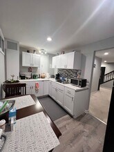 1438 Powells Tavern Pl in Herndon, VA - Building Photo - Building Photo