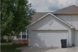 2110 Fincastle Way in Lafayette, IN - Building Photo