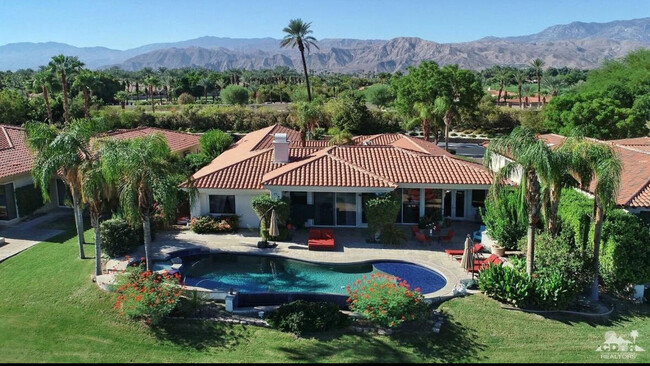 104 Loch Lomond Rd in Rancho Mirage, CA - Building Photo - Building Photo