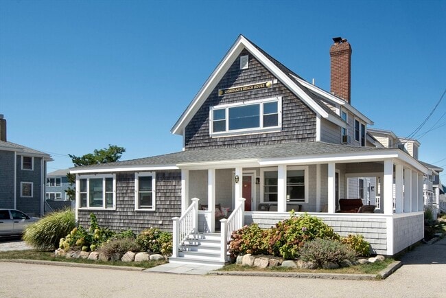 property at 11 Town Way