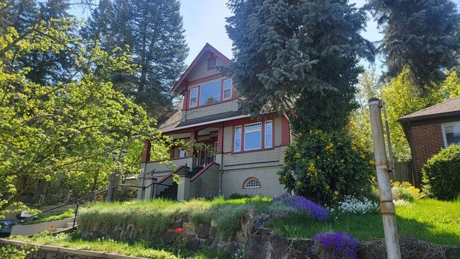 property at 1818 E 17th Ave